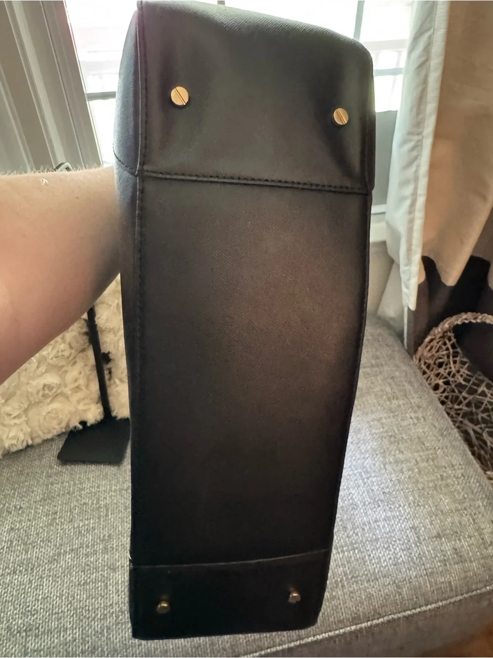 Tory Burch Robinson Saffiano Leather Tote Bag – Black